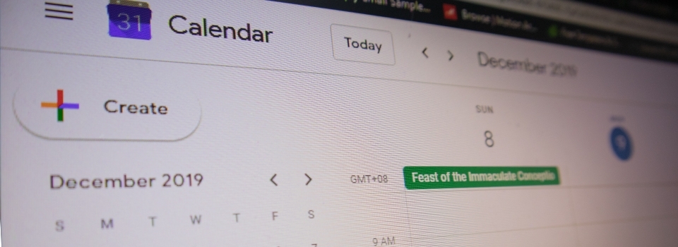 Virtual Assistants uses Calendar to make sure there wont be any meetings delayed of forgotten